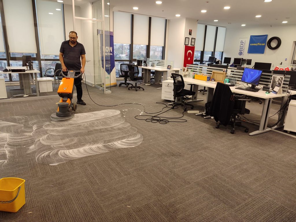 Çekmeköy Kuru Köpük Halı Yıkama