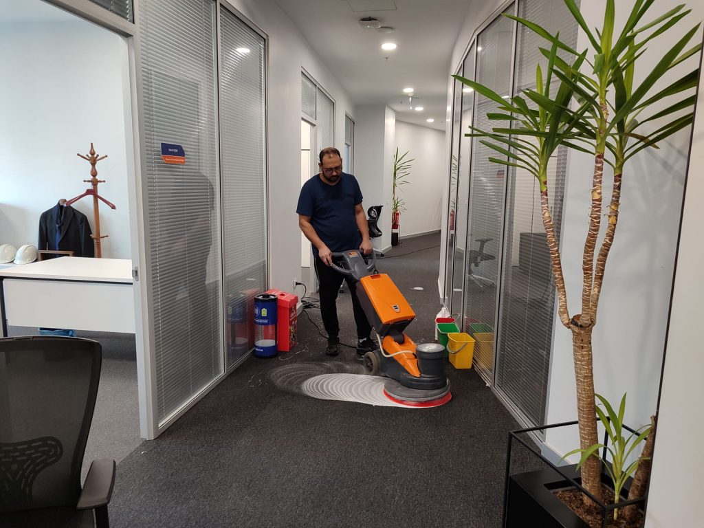 Kartal Yerinde Halı Yıkama